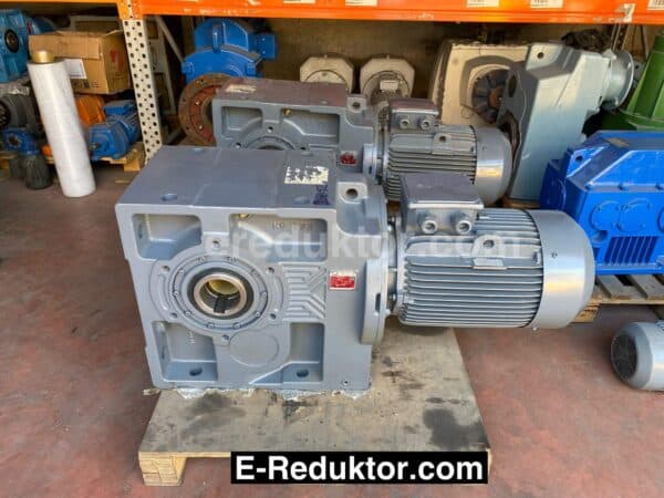 SIFIR 20 HP KR 773 Gövde Redüktör